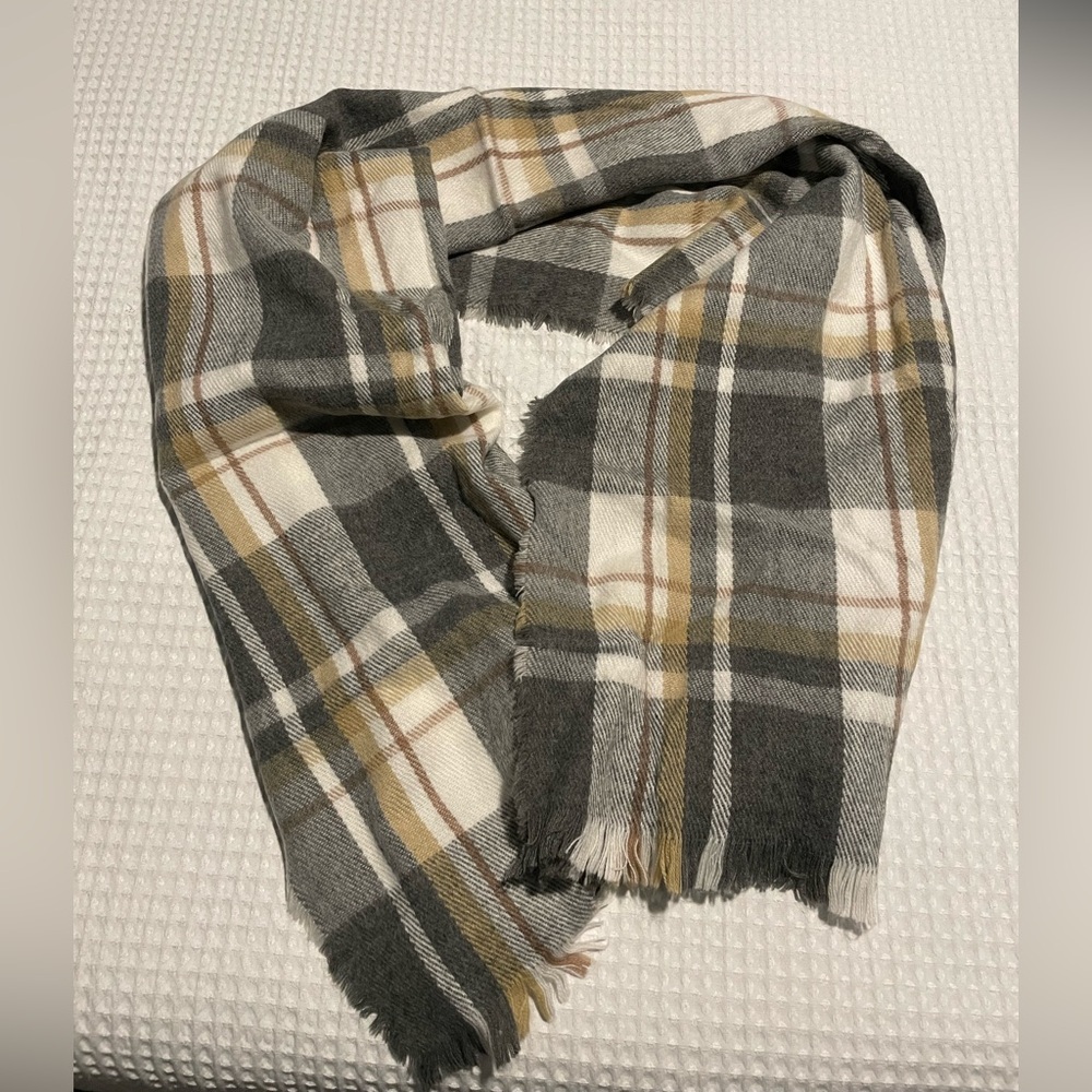 Plaid scarf